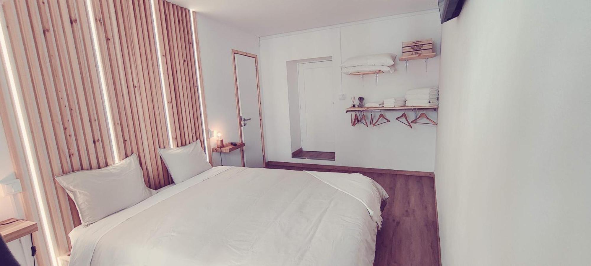 Santi E Benny Apartment Πόντα Ντελγκάντα Εξωτερικό φωτογραφία